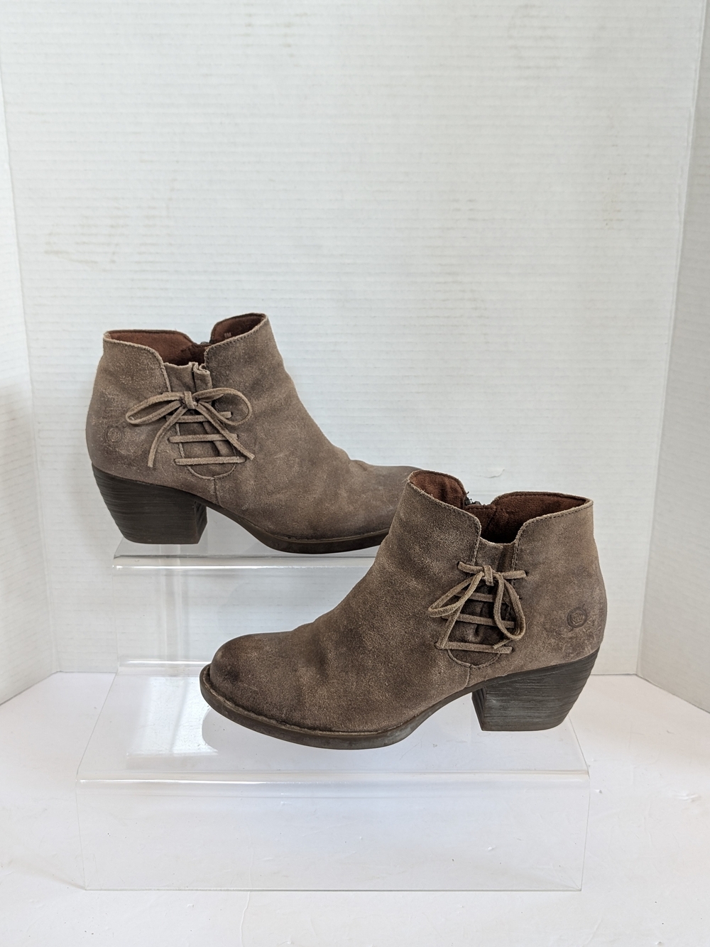 Born Bessie F56917 Women's US 8 Brown Suede Leather Side Zip Ankle Bootie.